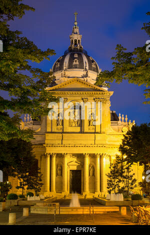 Università della Sorbona, originariamente una scuola teologica fondata nel 1253, oggi un pubblico universitario, Parigi, Francia Foto Stock