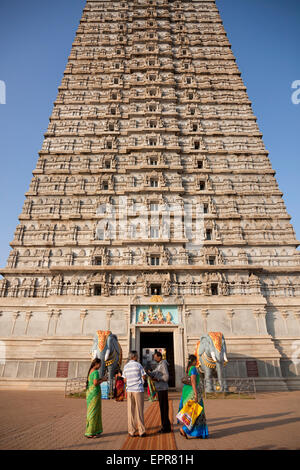 Gopura gigante del tempio Murudeshwar, Murudeshwar, Karnataka, India, Asia Foto Stock