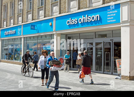 Esterno di un ramo di clas ohlson a Kingston upon Thames Surrey, Inghilterra Foto Stock