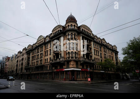 Vista esterna dell'ex KGB, o 'Cheka' sede conosciuta dai locali come il Corner House in Riga capitale della Repubblica di Lettonia Foto Stock