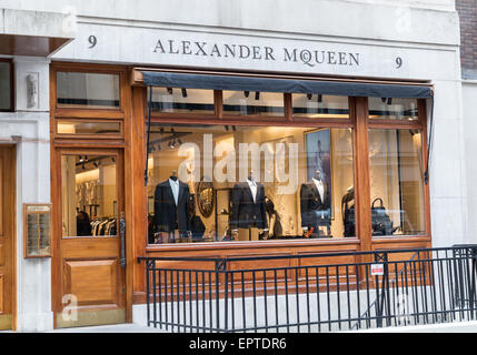 Alexander Mcqueen in Savile Row London Regno Unito Foto Stock