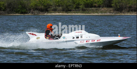 2015 APBA, American Power Boat Association, Regione 6, testare e ottimizzare il giorno al Lago Eastwood, Dayton, Ohio, Stati Uniti d'America. Barca CE52. Foto Stock