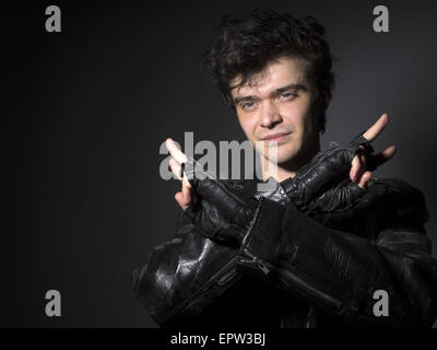 Febbraio 21, 2014 - il cantante Rock in giacca di pelle © Igor Golovniov/ZUMA filo/ZUMAPRESS.com/Alamy Live News Foto Stock