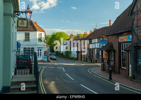 La molla nel pomeriggio il villaggio di Ditchling, East Sussex, Inghilterra. Foto Stock