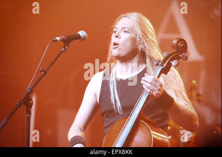 Apocalyptica finlandese della banda metallica da Helsinki. US Tour 2015. Raleigh, North Carolina, teatro Lincoln, 19 maggio 2015 Foto Stock