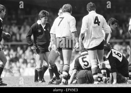 London Wasps v bagno, John Player Special Cup finale, corrispondono a Twickenham, sabato 2 maggio 1987. Punteggio finale: London Wasps 12-19 vasca da bagno. Foto Stock