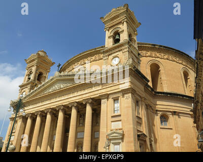 Esterno di Santa Maria Assunta e Chiesa Rotonda, a Mosta, Malta Foto Stock