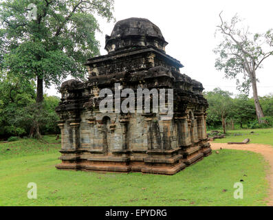 Shiva Devale numero 2 tempio, Sito Patrimonio Mondiale dell'UNESCO, la città antica di Polonnaruwa, Sri Lanka, Asia Foto Stock