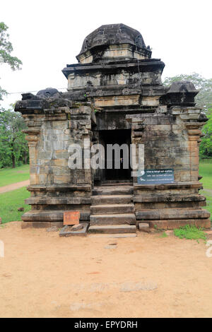 Shiva Devale numero 2 tempio, Sito Patrimonio Mondiale dell'UNESCO, la città antica di Polonnaruwa, Sri Lanka, Asia Foto Stock