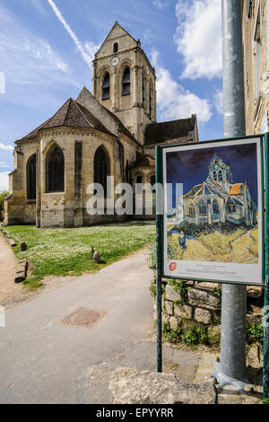 La Chiesa di Auvers-sur-Oise, Auvers sur Oise, il villaggio dove Vincent van Gogh ha vissuto per gli ultimi 70 giorni della sua vita. Foto Stock