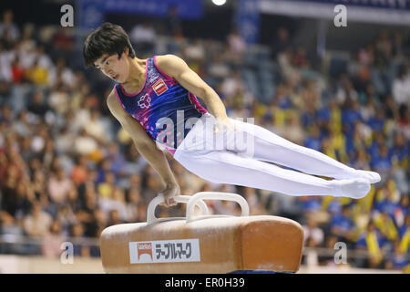 Kenzo Shirai, 17 maggio 2015 - Ginnastica Artistica : La cinquantaquattresima NHK Cup uomini individuale completa Cavallo a Yoyogi 1a palestra, Tokyo, Giappone. (Foto di YUTAKA/AFLO SPORT) Foto Stock