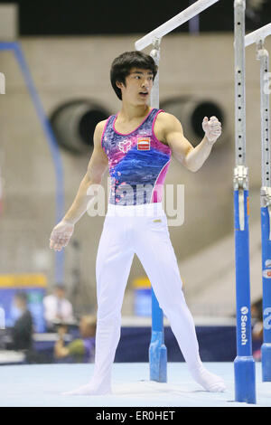 Kenzo Shirai, 17 maggio 2015 - Ginnastica Artistica : La cinquantaquattresima NHK Cup Uomini Individuale tutto attorno alla barre parallele a Yoyogi 1a palestra, Tokyo, Giappone. (Foto di YUTAKA/AFLO SPORT) Foto Stock