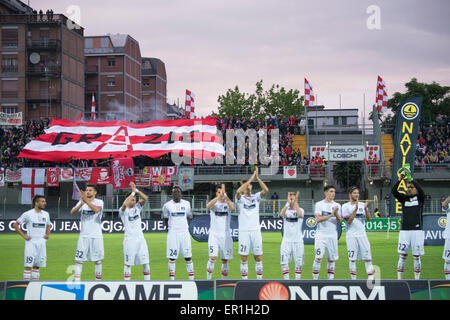 Carpi, Italia. 22 Maggio, 2015. Carpi tifosi di calcio/calcetto : Italiano 'Serie B' match tra Carpi FC 0-0 Catania allo Stadio Sandro Cabassi di Carpi, Italia . © Maurizio Borsari/AFLO/Alamy Live News Foto Stock