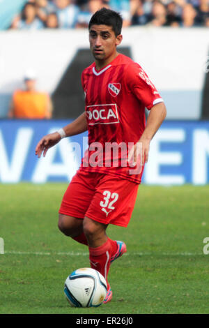 Buenos Aires, Argentina. Xxiv Maggio, 2015. Independiente giocatore Matías Pisano durante la partita per il torneo argentino Prima Divisione in Juan Domingo Perón stadium di Avellaneda. Credito: Néstor J. Beremblum/Alamy Live News Foto Stock