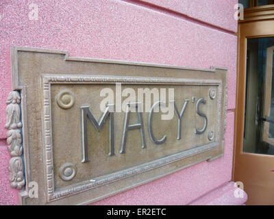 Segno per i magazzini Macy's, situato in New York Foto Stock