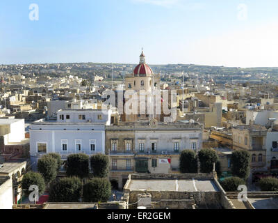 Vista su Rabat dalla chiesa di San Paolo a Rabat, Gozo, un'isola Nr Malta Foto Stock