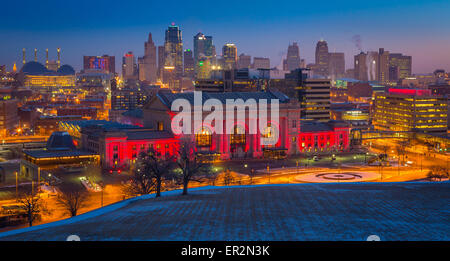 Kansas City (a cui spesso viene fatto riferimento come K.C.) è la più popolosa città negli Stati Uniti Stato del Missouri. Foto Stock