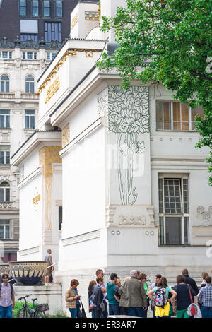 Secession Building, vista del Secession Building, il più bell'esempio architettonico del movimento art nouveau Jugendstil degli inizi del XX secolo, Vienna Foto Stock