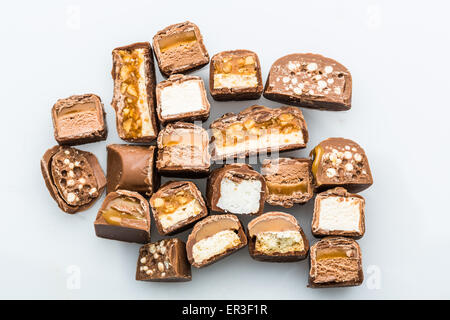 Assortimento di fettine di barrette di cioccolato Foto Stock