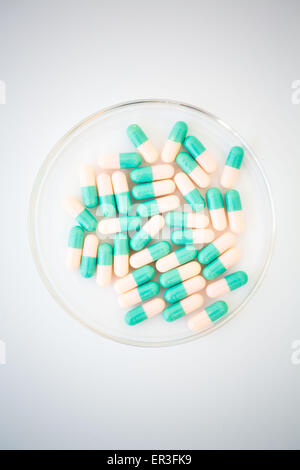 La ricerca farmaceutica, immagine concettuale. Foto Stock
