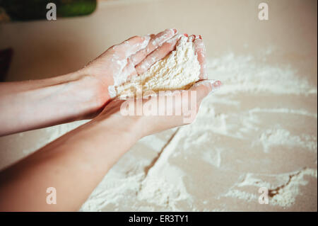 Iscrizione fatta a mano su cosparso di farina Foto Stock