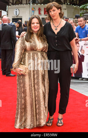 Melissa McCarthy e Miranda Hart assiste la premiere europeo di spy su 27/05/2015 di Odeon Leicester Square, Londra. . Foto di Julie Edwards Foto Stock