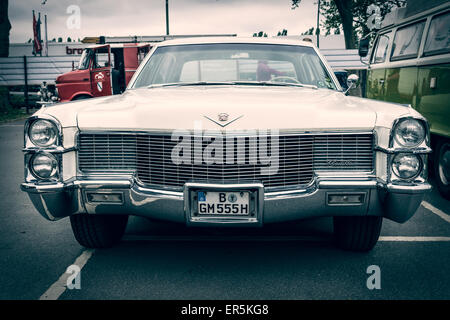 Full-size auto di lusso Cadillac Sedan De Ville Foto Stock