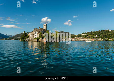 Vista sul lago d'Orta all' Isola di San Giulio, Piemonte, Italia Foto Stock