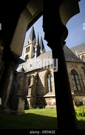 Cattedrale e chiostro San Stephanus e San Sisto, Halberstadt, Sassonia-Anhalt, Germania, Europa Foto Stock