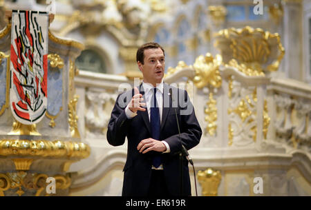 Dresden, Germania. 27 Maggio, 2015. Ricevimento di benvenuto presso la Frauenkirche di George Osborne, il Cancelliere dello scacchiere 27.05.2015. Riunione del G7 dei Ministri delle Finanze e i governatori della Banca centrale di Dresda. Credito: dpa picture alliance/Alamy Live News Foto Stock