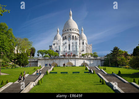 La mattina presto al di sotto del Basilique du Sacre Coeur, Montmartre, Parigi, Francia Foto Stock