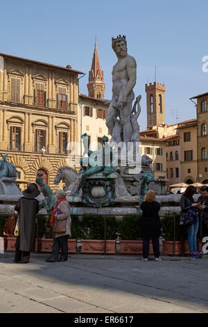 Ammannatti la fontana di Romano dio del mare,Nettuno è una pietra miliare nella Piazza della Signoria ,Firenze,Italia Foto Stock