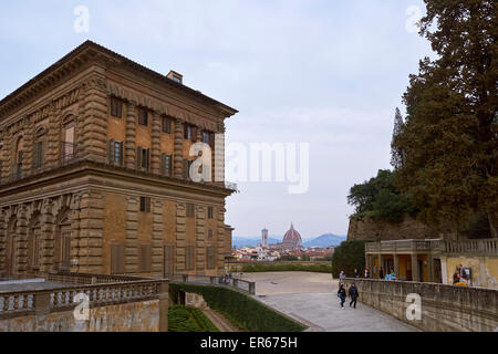 Giardini di Boboli Firenze Italia con il Duomo in background Foto Stock