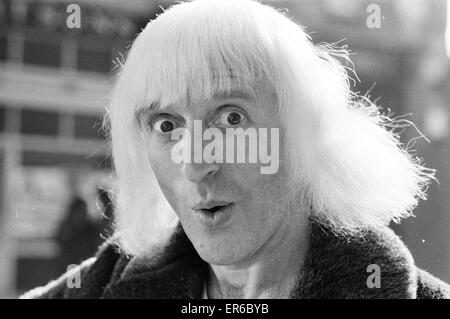 "Un giorno nella vita di Jimmy Saville' includono da Mike Hellicar. Il 7 ottobre 1971. Foto Stock