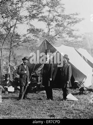 Antietam, Md. Allan Pinkerton, il Presidente Lincoln e il Mag. Gen John A. McClernand. Data 1862 ottobre 3. Foto Stock