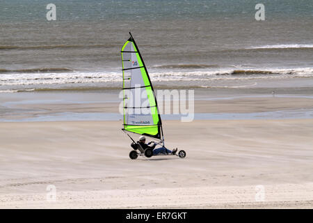 Terra di vela o land yachting o sabbia yachting in tutta la spiaggia a Wildwood Crest, New Jersey Foto Stock