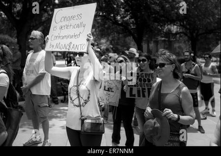 Austin, Texas, Stati Uniti d'America. Il 23 maggio 2015. Marzo contro Monsanto: Austin Foto Stock