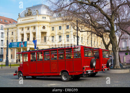 Red city tour escursioni con autobus, Namestie Suchona, città vecchia, Bratislava, Slovacchia, Europa Foto Stock