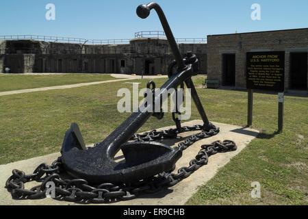 Ancoraggio dall Ammiraglio Farragut della bandiera della nave, la USS Hartford. Esso viene visualizzato all'interno del terreno a Fort Gaines, Dauphin Island, un Foto Stock