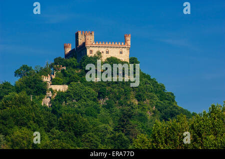 Italia Piemonte Canavese Via Francigena Ivrea Montalto Dora castello del XII secolo Foto Stock