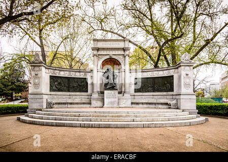 Il Dottor Samuel Hahnemann Memorial, Scott Circle, Massachusetts Avenue NW, Washington DC Foto Stock