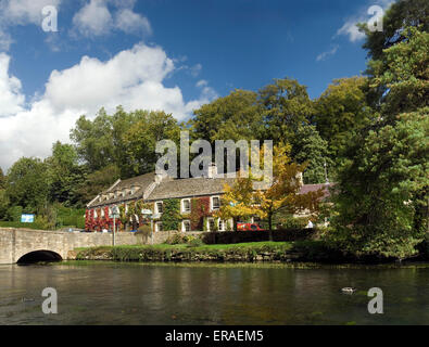 Arlington Row a Bibury, Gloucestershire, Cotswolds, Inghilterra, Gran Bretagna, Europa Foto Stock