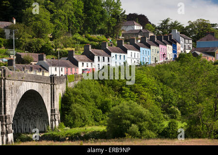 Il Galles, Carmarthenshire, Llandeilo, dal 1848 Afon Tywi, Fiume Towy bridge Foto Stock