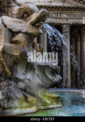 Base della Fontana del Pantheon. Foto Stock