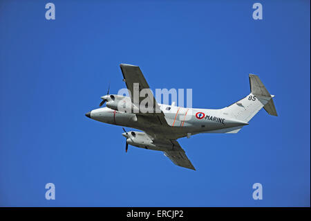 Embraer EMB 121UN Xingu battenti fuori da RAF Lossiemouth nel nord est della Scozia. SCO 9834. Foto Stock