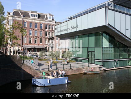 Amsterdam Business School a Plantage Muidergracht canal, parte dell'Università di Amsterdam (UVA) Foto Stock