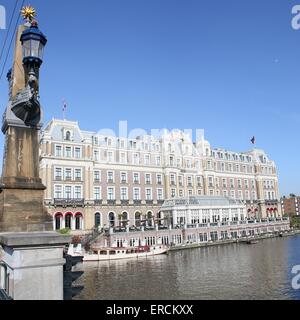 InterContinental Amstel Amsterdam Hotel o Amstel Hotel, hotel di lusso a Amsterdam, Paesi Bassi, sul fiume Amstel Foto Stock