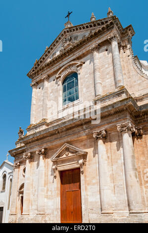 La Chiesa Madre di San Giorgio Martire - Chiesa Madre di San Giorgio, Locorotondo, Puglia, Italia Foto Stock