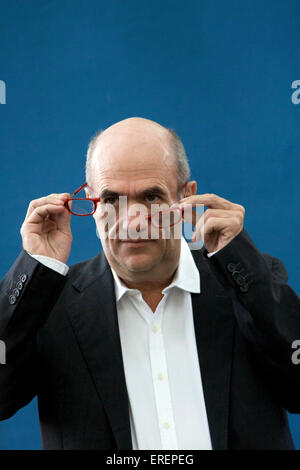 Colm Tóibín, romanziere irlandese e un critico ha discusso il suo romanzo "Brooklyn' all'Edinburgh International Book Festival di Edimburgo, Foto Stock