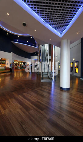 Cinema foyer, Lincoln, Lincolnshire, Regno Unito Foto Stock